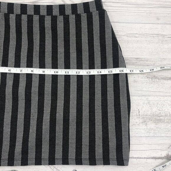 Forever 21 Y2k 90s Mini Skirt Size Small Slanted Stripes Academia Preppy Grunge - Picture 6 of 10